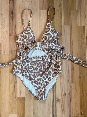 American Eagle Outfitters Leopard Print One-Piece Swimsuit in Brown and Cream